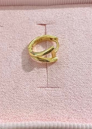 Spelling huggie V Forgyldt Pico 